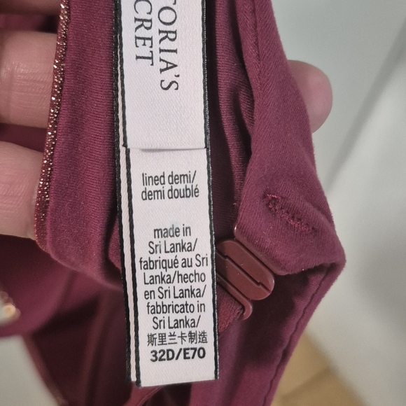Victoria's Secret Fuchsia and Bronze Bra - Picture 6 of 6